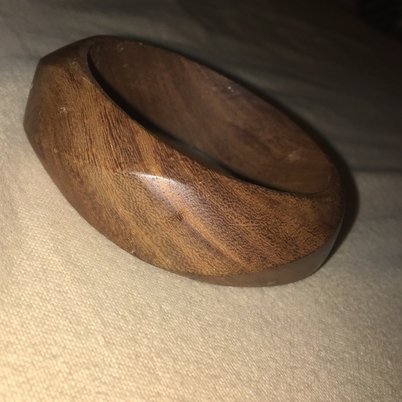 Fair Trade Wooden Bracelet - Picture 6 of 6
